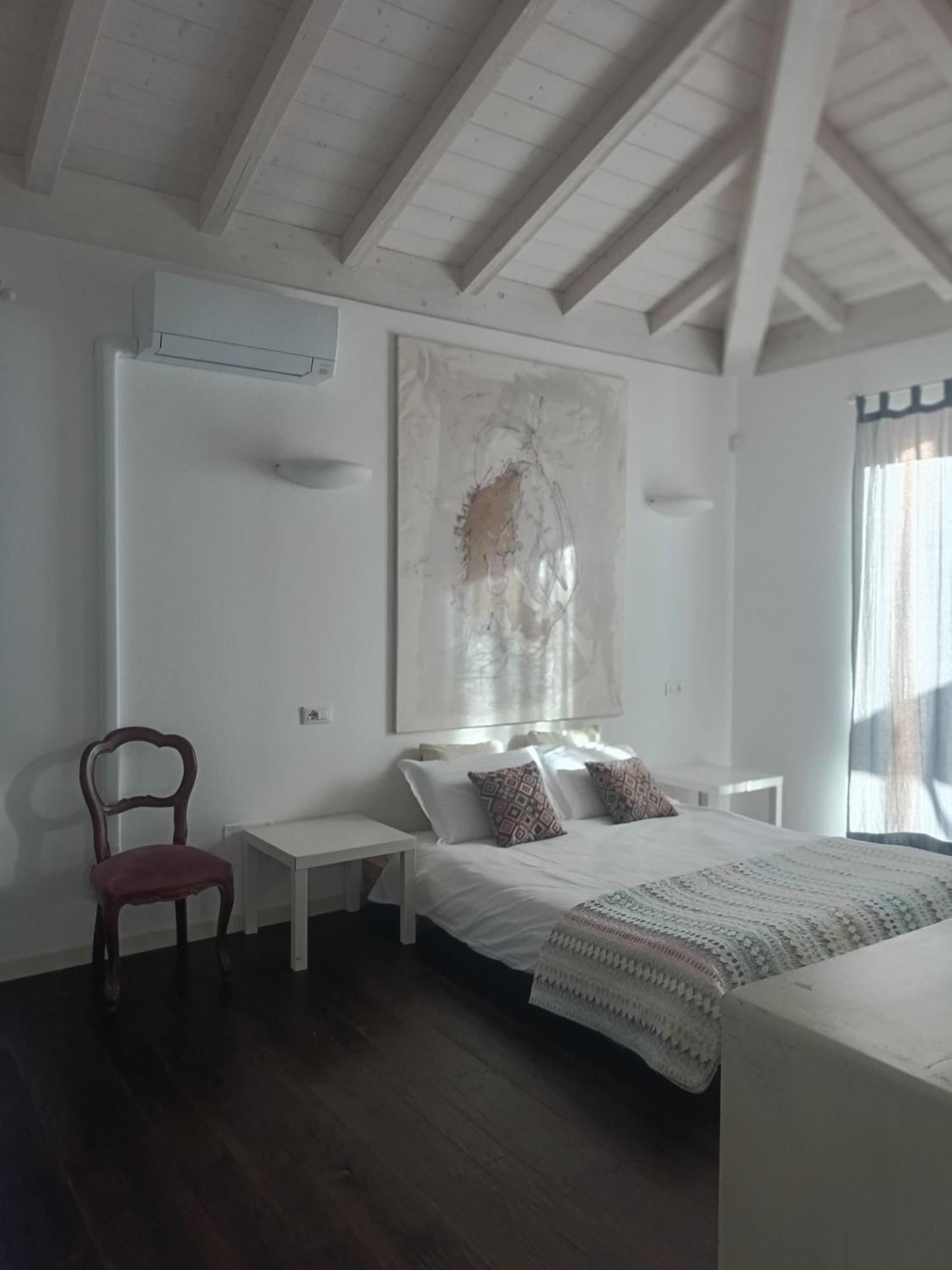 الشقق الفندقية جيرا لاريوفي  Cascina Borgofrancone المظهر الخارجي الصورة